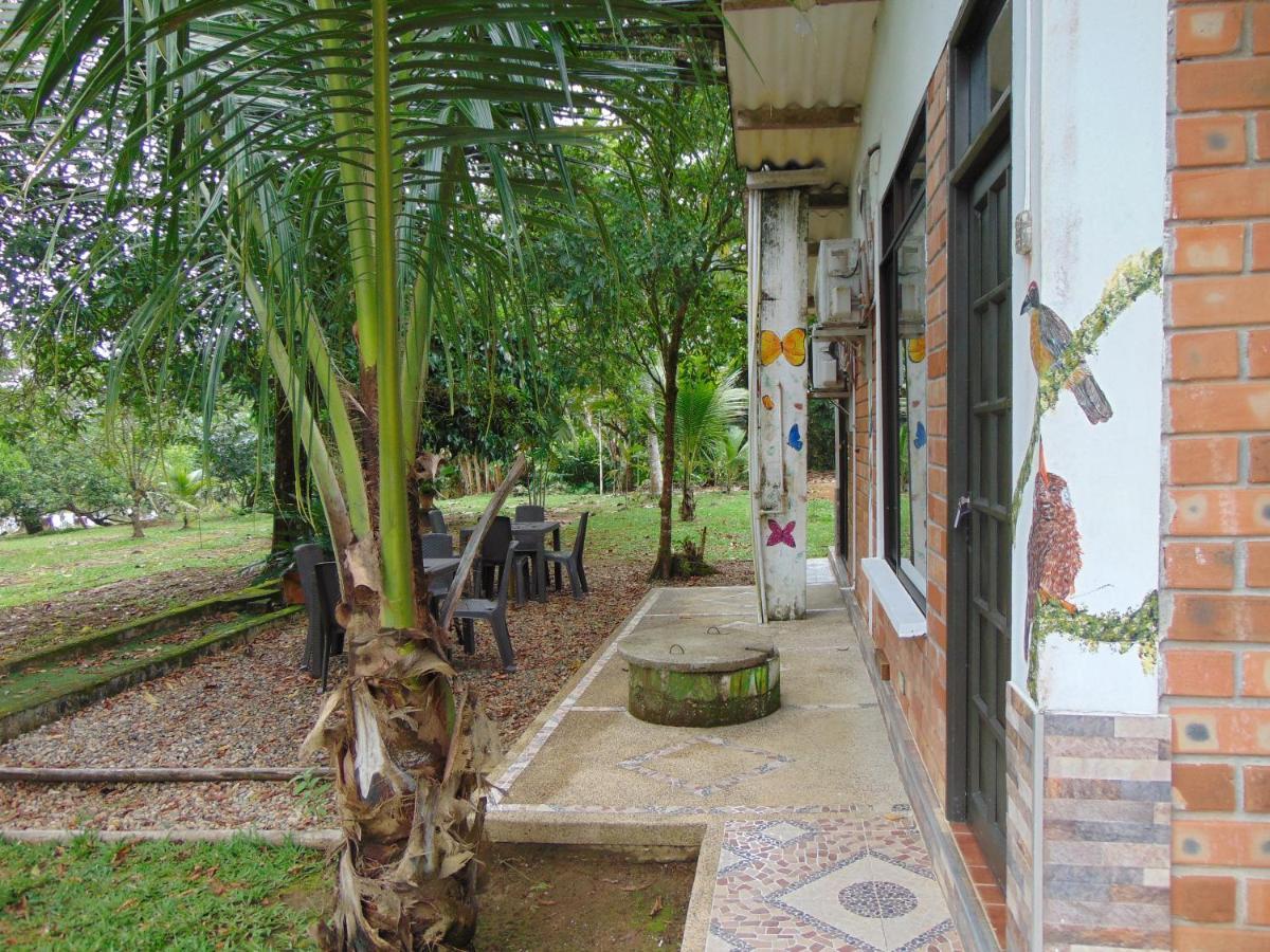 Hostal Suna Vito Puerto Asís Εξωτερικό φωτογραφία