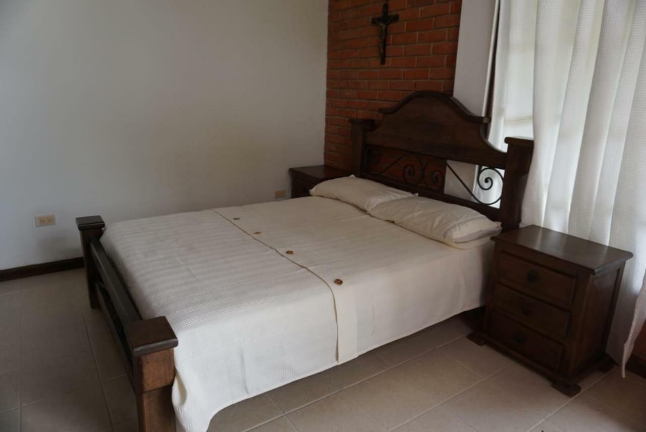Hostal Suna Vito Puerto Asís Εξωτερικό φωτογραφία